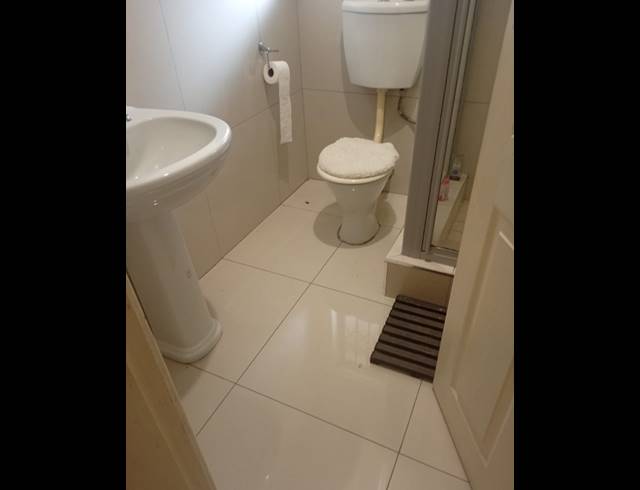 3 BEDROOM HOUSE TO LET IN YELLOWWOOD PARK